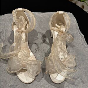Cream Women's Heels with Bow Detail